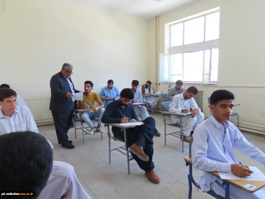 بازدید رییس دانشگاه ملی مهارت واحد استانی سیستان و بلوچستان و هیئت همراه از از حوزه های امتحانی آموزشکده های شهرستان زاهدان 5