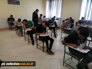 بازدید سرزده ریاست دانشگاه ملی مهارت از محل برگزاری امتحانات پایان ترم دانشجویان آموزشکده ثامن‌الحجج (ع) مشهد 3
