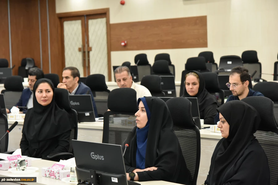 دومین نشست نمایندگان کارمندان سازمان مرکزی با حضور هیئت رئیسه دانشگاه ملی مهارت 4