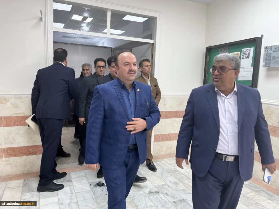 بازدید معاون پژوهش و فناوری دانشگاه ملی مهارت کشور از آموزشکده های شهرستان زاهدان 9