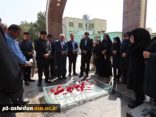 عطر افشانی مزار شهید گمنام  توسط دانشگاهیان آموزشکده شهید باهنر زاهدان واحد استانی سیستان و بلوچستان  9