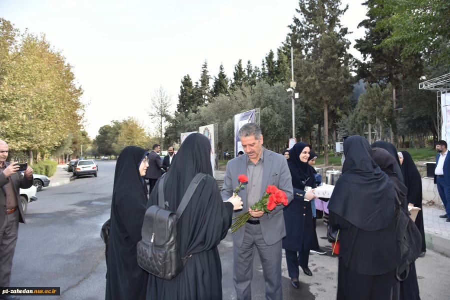 استقبال ریاست دانشگاه ملی مهارت از دانشجویان دانشکده شریعتی در اولین روز سال تحصیلی جدید دانشگاه 2