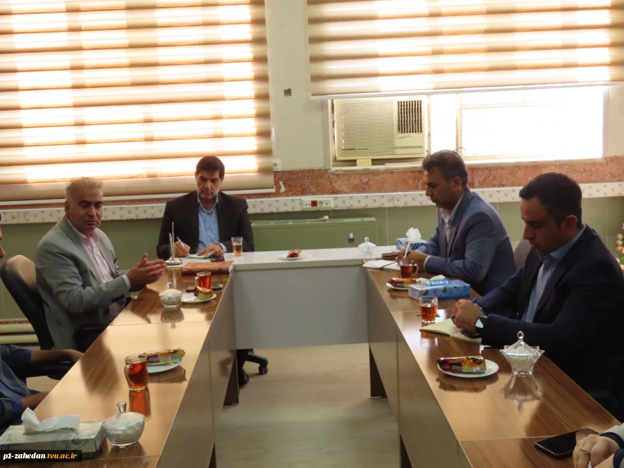 جلسه شورای فرهنگی در آموزشکده شماره یک پسران زاهدان (شهید باهنر) واحد استانی سیستان وبلوچستان برگزار شد. 7