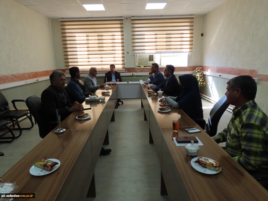 نشست هم اندیشی مشاوران و رابط مشاوران آموزشکده شماره یک پسران زاهدان(شهید باهنر) واحد استانی سیستان وبلوچستان برگزار شد 3