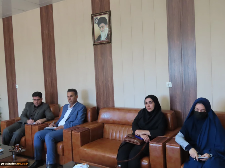 نشست هم اندیشی مشاوران و رابط مشاوران آموزشکده شماره یک پسران زاهدان(شهید باهنر) واحد استانی سیستان وبلوچستان برگزار شد 9