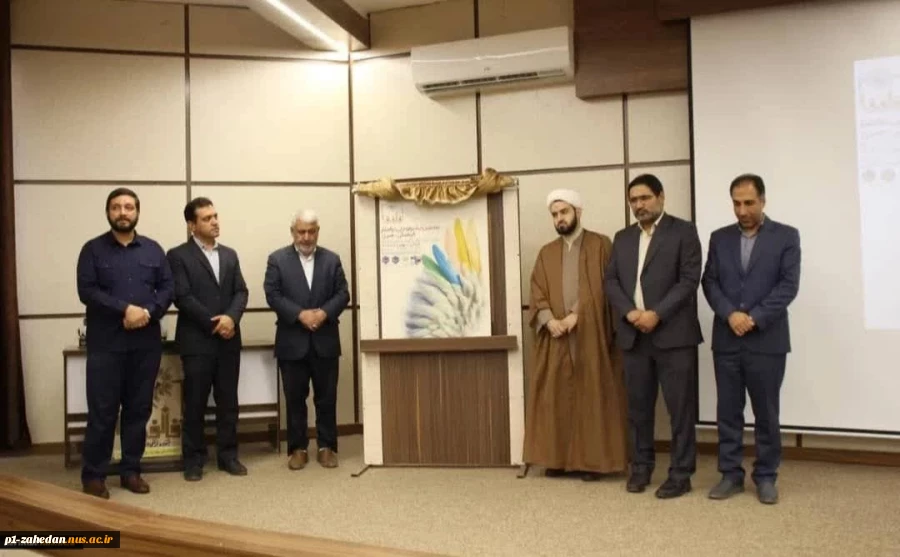 معاون فرهنگی و دانشجویی دانشگاه ملی مهارت در آئین افتتاحیه و رونمایی از پوستر پنجمین جشنواره ملی فرهنگی هنری «ذوالفقار»:
امروز آرمان‌های شهید سلیمانی در قلب اروپا و آمریکا شنیده می‌شود 2