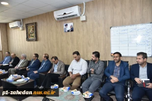 نشست صمیمی رئیس دانشگاه ملی مهارت با همکاران حوزه فرهنگی و دانشجویی؛
روایت تلاش، همدلی و مسیر رو به رشد 3