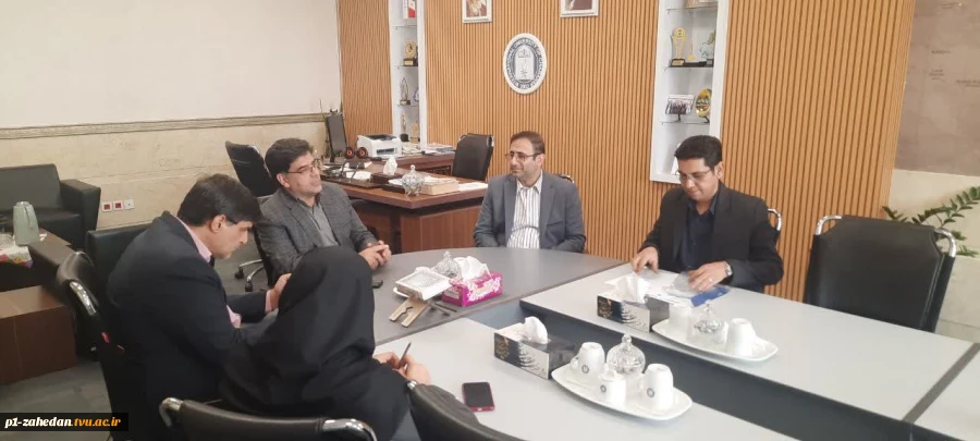 جلسه هم اندیشی سرپرست دانشگاه ملی مهارت واحد استانی سیستان وبلوچستان با رئیس دانشگاه بین المللی چابهار 2