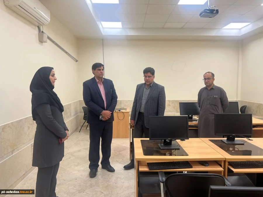 بازدید سرپرست آموزشکده شهید باهنر زاهدان  واحد استانی سیستان و بلوچستان از آموزشکده پسران چابهار 8