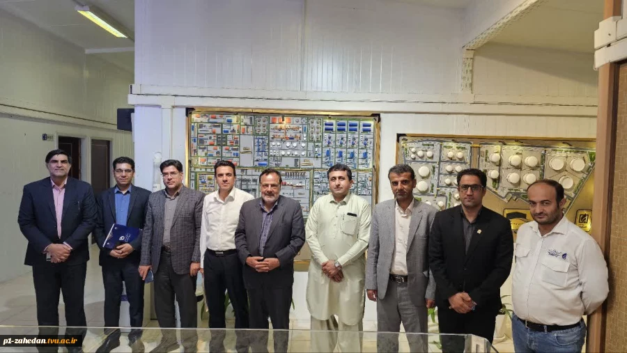 دیدار سرپرست آموزشکده پسران شماره یک زاهدان  (شهید باهنر) واحد استانی سیستان و بلوچستان با مدیران شرکت توسعه صنایع  پتروشیمی مکران چابهار  2
