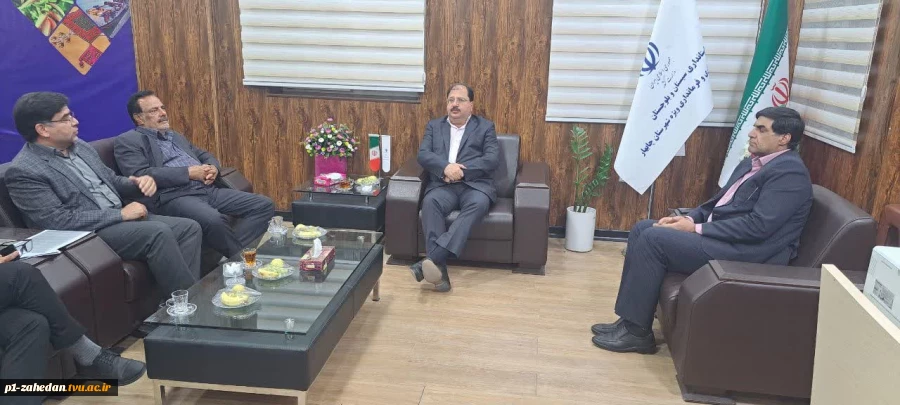 دیدار سرپرست آموزشکده پسران شماره یک زاهدان (شهید باهنر) واحد استانی سیستان و بلوچستان با معاون استاندار و فرماندار ویژه شهرستان چابهار 3