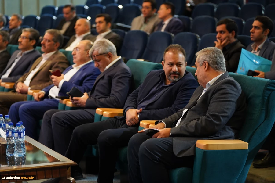 رئیس دانشگاه ملی مهارت و نماینده وزارت علوم، تحقیقات و فناوری در چهاردهمین همایش بین المللی موتورهای درون سوز:
امروز داشتن مهارت نه یک انتخاب بلکه یک ضرورت است 2