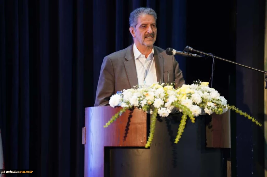 رئیس دانشگاه ملی مهارت و نماینده وزارت علوم، تحقیقات و فناوری در چهاردهمین همایش بین المللی موتورهای درون سوز:
امروز داشتن مهارت نه یک انتخاب بلکه یک ضرورت است 2