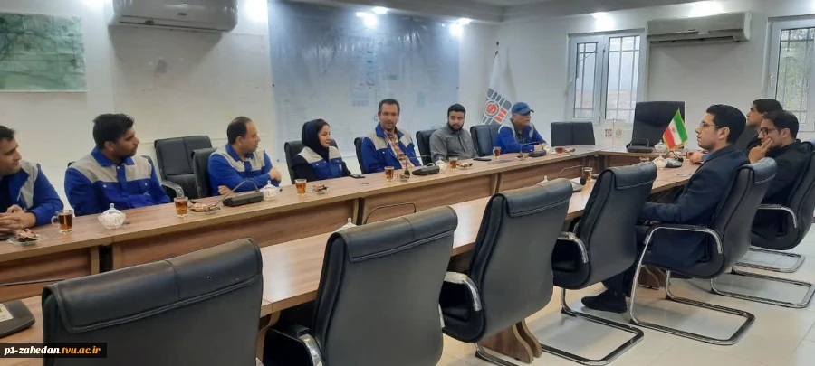 دیدار هیئت رئیسه دانشگاه ملی مهارت واحد استانی سیستان وبلوچستان با مدیران شرکت صنایع فولاد  مکران چابهار 3