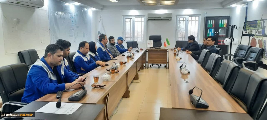 دیدار هیئت رئیسه دانشگاه ملی مهارت واحد استانی سیستان وبلوچستان با مدیران شرکت صنایع فولاد  مکران چابهار 4