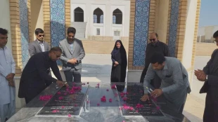 عطر افشانی گلزار شهدای گمنام مسجد پیامبر اعظم (ص) شهرستان چابهار با حضور مسئولان دانشگاه ملی مهارت واحد استانی سیستان وبلوچستان 3