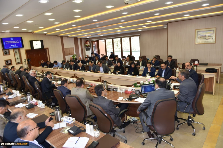 برگزاری دوره آموزشی یک‌روزه «آشنایی با آیین‌نامه‌ها، قوانین و مقررات مدیریت دانشگاه» ویژه رؤسای دانشکده‌ها و آموزشکده‌های دانشگاه ملی مهارت 7