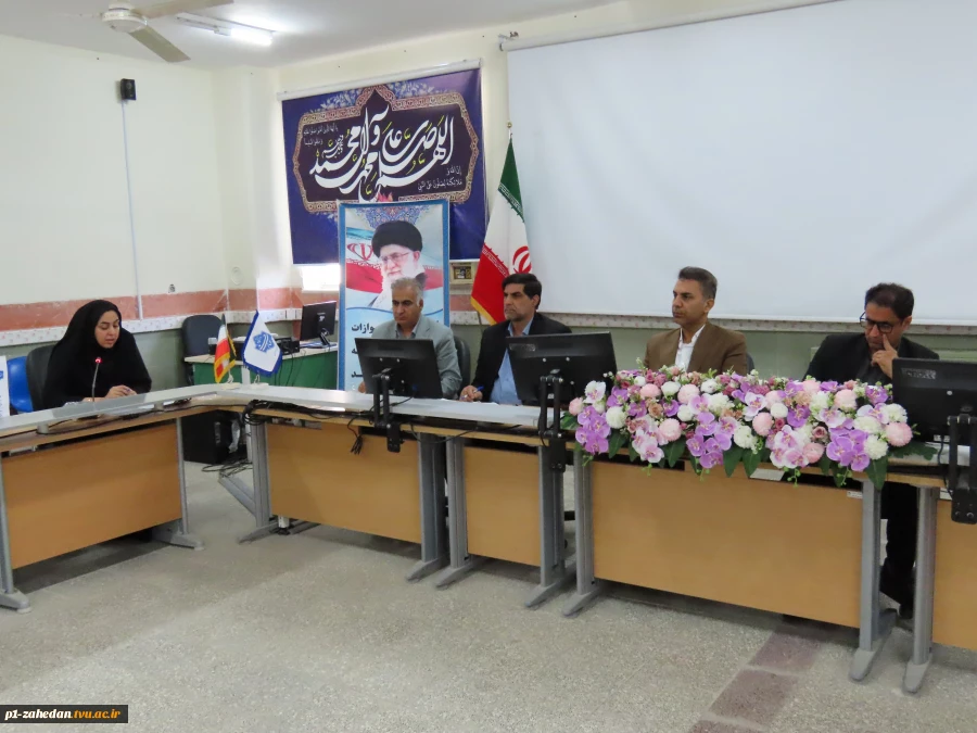 برگزاری جلسه هم اندیشی در خصوص تکنیک‌های ساده و کاربردی جهت تعیین راهبردهای سازمانی در آموزشکده پسران شماره یک زاهدان(شهید باهنر) – واحد استانی سیستان وبلوچستان 3