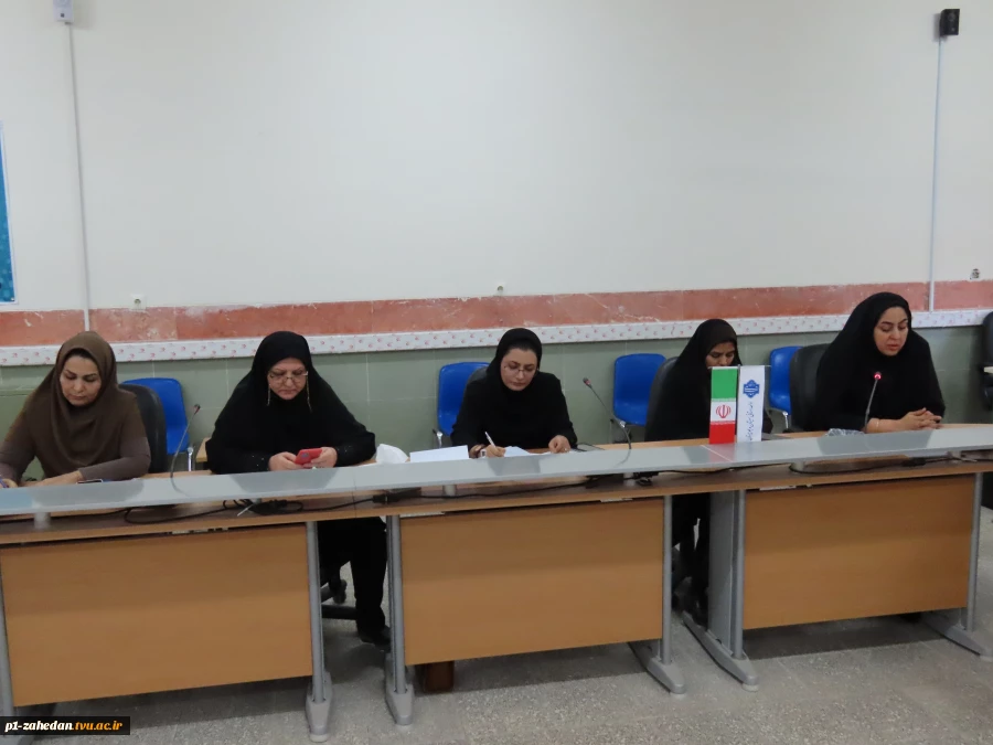 برگزاری جلسه هم اندیشی در خصوص تکنیک‌های ساده و کاربردی جهت تعیین راهبردهای سازمانی در آموزشکده پسران شماره یک زاهدان(شهید باهنر) – واحد استانی سیستان وبلوچستان 6