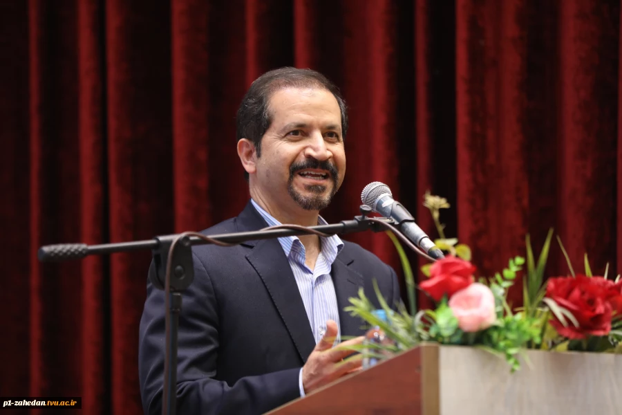 معاون پژوهشی وزارت علوم میهمان دانشگاه ملی مهارت در سومین همایش ملی مهارت‌افزایی:
از مدرک‌گرایی عبور کرده‌ایم/ لازمه توسعه آموزش‌های مهارتی هم‌افزایی ملی است/ تدوین نظام طبقاتی مشاغل در ایران یک ضرورت است 2