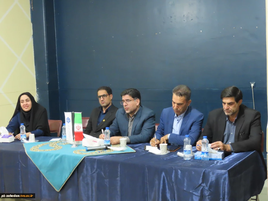 با هدف بررسی و پیگیری مطالبات و درخواست‌های دانشجویان انجام شد: 
نشست صمیمی هیئت رئیسه واحد استانی سیستان وبلوچستان با دانشجویان خوابگاه نرجس خاتون آموزشکده دختران زاهدان 3