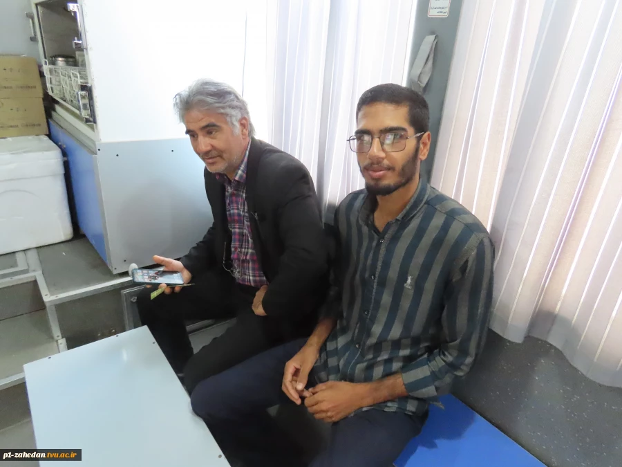 اهداء خون توسط کارکنان ودانشجویان واحد استانی سیستان و بلوچستان 5