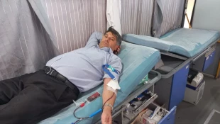 اهداء خون توسط کارکنان ودانشجویان واحد استانی سیستان و بلوچستان 10