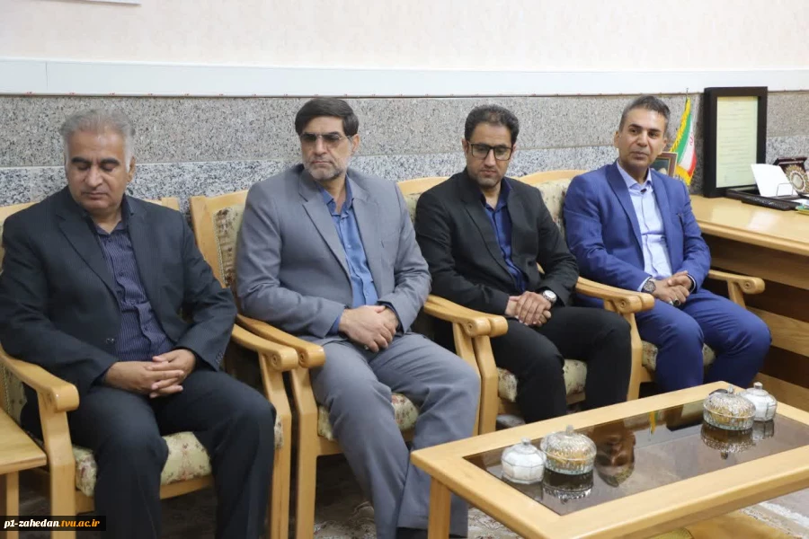 دیدار هیئت رئیسه واحد استانی سیستان وبلوچستان با نماینده ولی فقیه دراستان سیستان وبلوچستان 12