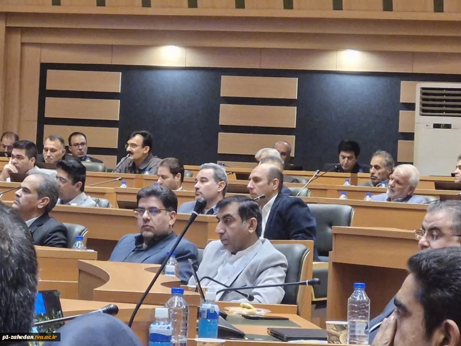 ‍ وزیر علوم در دانشگاه سیستان‌ و بلوچستان:

بهره‌گیری از ظرفیت دانشگاه‌ها در حل مسائل کشور از اولویت‌های وزارت علوم است 3