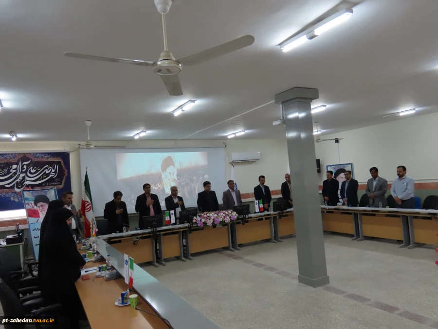 در راستای ایجاد بستر مناسب جهت تحقق اقتصاد دانش بنیان؛

امضای تفاهم‌نامه همکاری مشترک بین دانشگاه ملی مهارت -واحد استانی سیستان و بلوچستان و پارک علم و فناوری استان 5