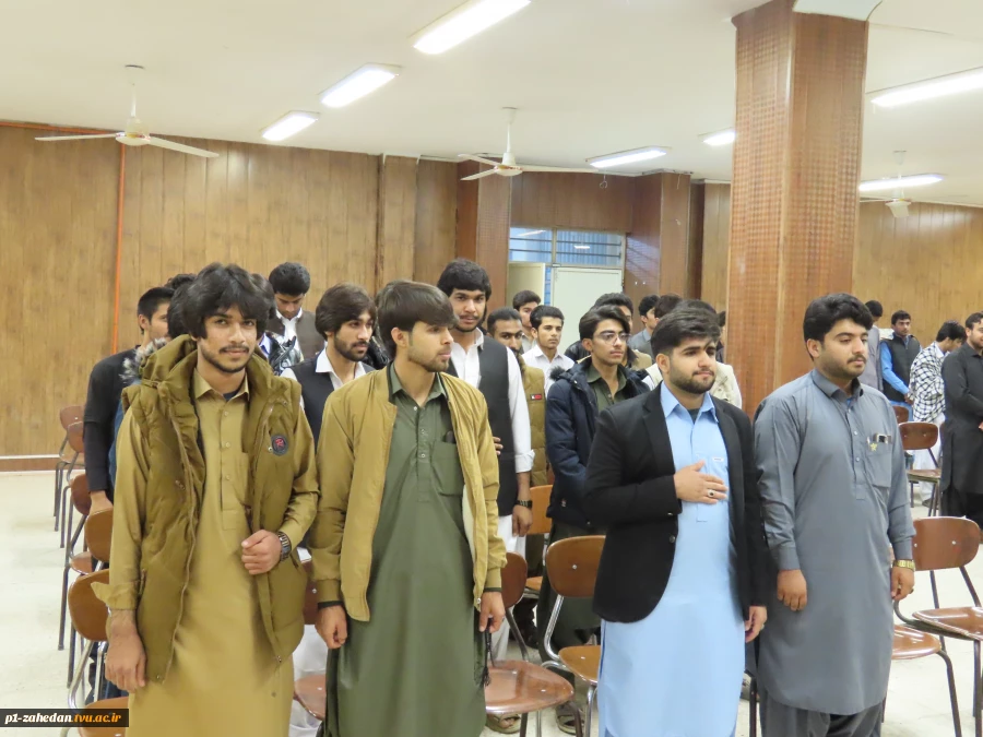 در ادامه برنامه‌های تعاملی و ارتباط مستقیم با دانشجویان

دیدار هیئت رئیسه واحد استانی با دانشجویان خوابگاهی آموزشکده شهید عارفی زاهدان 7