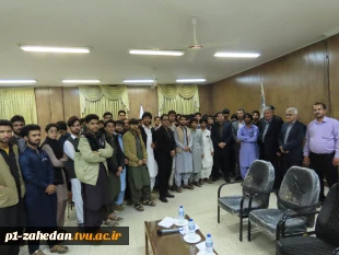 در ادامه برنامه‌های تعاملی و ارتباط مستقیم با دانشجویان

دیدار هیئت رئیسه واحد استانی با دانشجویان خوابگاهی آموزشکده شهید عارفی زاهدان 6