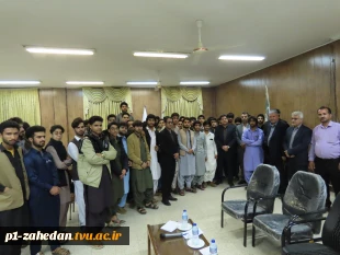 در ادامه برنامه‌های تعاملی و ارتباط مستقیم با دانشجویان

دیدار هیئت رئیسه واحد استانی با دانشجویان خوابگاهی آموزشکده شهید عارفی زاهدان 7