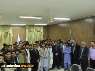 در ادامه برنامه‌های تعاملی و ارتباط مستقیم با دانشجویان

دیدار هیئت رئیسه واحد استانی با دانشجویان خوابگاهی آموزشکده شهید عارفی زاهدان 10