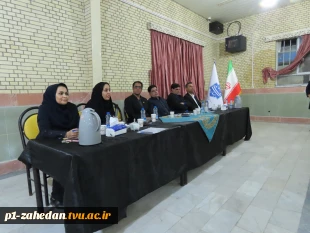 در ادامه برنامه‌های تعاملی و ارتباط مستقیم با دانشجویان:

نشست صمیمی هیات رئیسه واحد استانی با دانشجویان خوابگاه حضرت معصومه 2