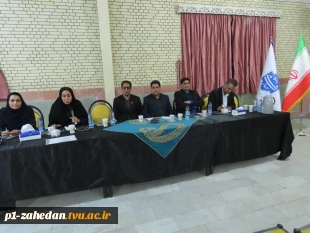 در ادامه برنامه‌های تعاملی و ارتباط مستقیم با دانشجویان:

نشست صمیمی هیات رئیسه واحد استانی با دانشجویان خوابگاه حضرت معصومه 5