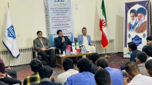 در ادامه برنامه‌های تعاملی و ارتباط مستقیم با دانشجویان

نشست هم اندیشی هیئت رئیسه واحد استانی با دانشجویان خوابگاه شهید اسدی کرم 
 3