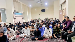 در ادامه برنامه‌های تعاملی و ارتباط مستقیم با دانشجویان

نشست هم اندیشی هیئت رئیسه واحد استانی با دانشجویان خوابگاه شهید اسدی کرم 
 5