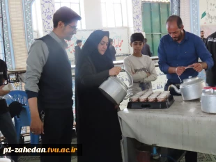 حضور دانشگاهیان دانشگاه ملی مهارت واحد استانی سیستان وبلوچستان در میز خدمت نماز جمعه به مناسبت روز دانشجو   4