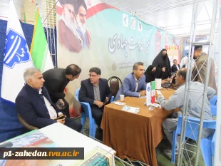 حضور دانشگاهیان دانشگاه ملی مهارت واحد استانی سیستان وبلوچستان در میز خدمت نماز جمعه به مناسبت روز دانشجو   7