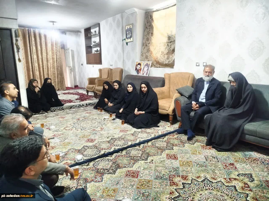 دیدار هیئت‌رئیسه دانشگاه ملی مهارت واحد استانی سیستان‌ و بلوچستان با مادر شهیدان جهانزاده   8