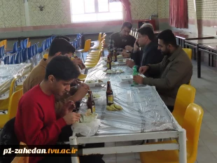 بازدید هیئت‌رئیسه دانشگاه ملی مهارت از سلف سرویس آموزشکده‌های زاهدان به مناسبت روز دانشجو
 4