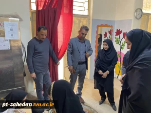 بازدید هیئت‌رئیسه دانشگاه ملی مهارت از سلف سرویس آموزشکده‌های زاهدان به مناسبت روز دانشجو
 16