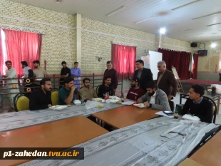 بازدید هیئت‌رئیسه دانشگاه ملی مهارت از سلف سرویس آموزشکده‌های زاهدان به مناسبت روز دانشجو
 8