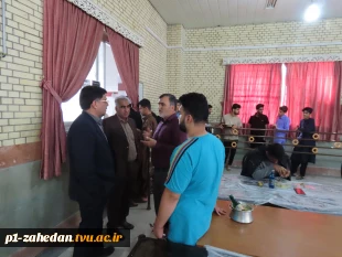 بازدید هیئت‌رئیسه دانشگاه ملی مهارت از سلف سرویس آموزشکده‌های زاهدان به مناسبت روز دانشجو
 11