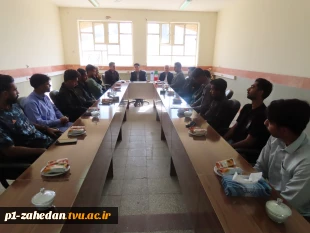 تقدیر از دانشجویان برتر مسابقات ورزشی به مناسبت روز دانشجو 5