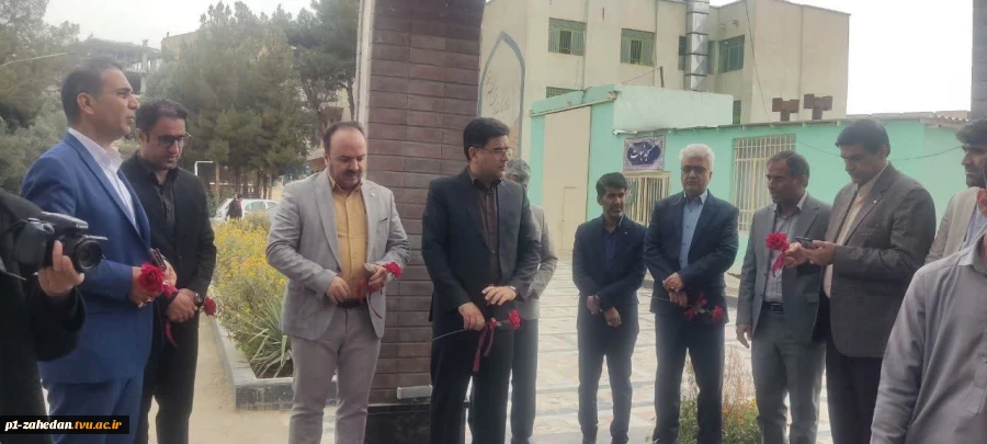 غبارروبی مزار شهید گمنام دانشگاه ملی مهارت استان سیستان و بلوچستان   2
