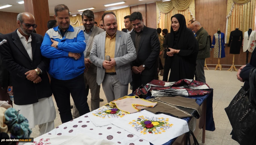 افتتاح نمایشگاه دستاوردهای دانشجویی ، دانشجویان دانشگاه ملی مهارت استان سیستان وبلوچستان 9