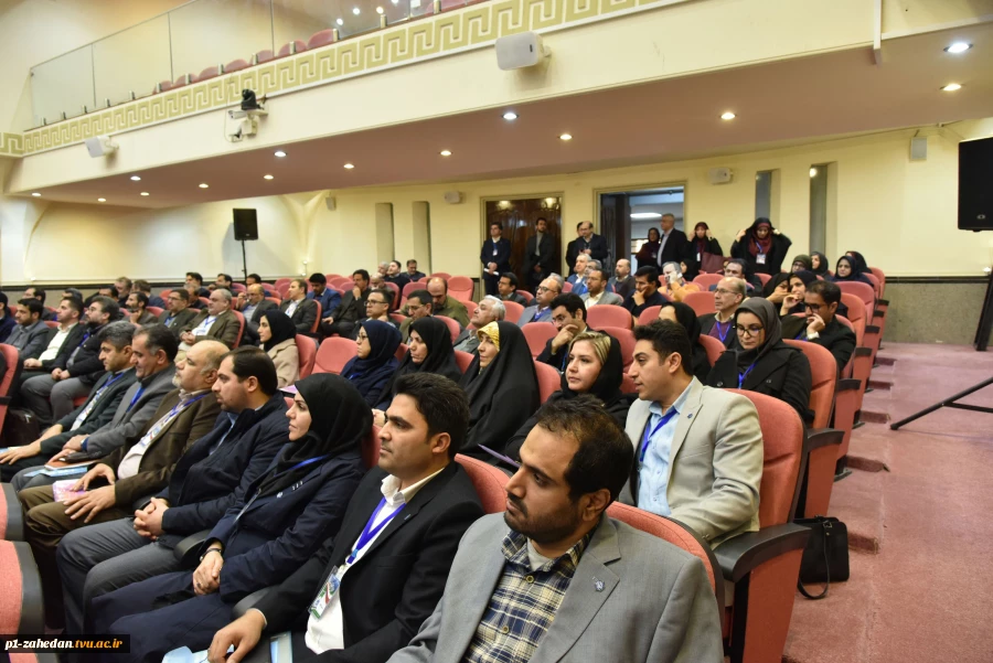 رئیس دانشگاه ملی مهارت در همایش گرامی‌داشت هفته ملی پژوهش و فناوری:
این دانشگاه، دانشجویی برای ماندن در ایران تربیت می‌کند/ پژوهش‌های ما باید متناسب با بازار کار و صنعت باشد/ پژوهش باید به کمک آموزش بیاید تا این دانشگاه موفق باشد. 4