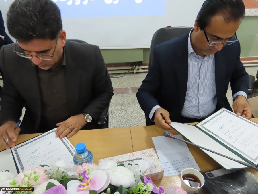 تفاهم‌نامه همکاری میان اداره کل تعاون، کار و رفاه اجتماعی و دانشگاه ملی مهارت سیستان و بلوچستان 12